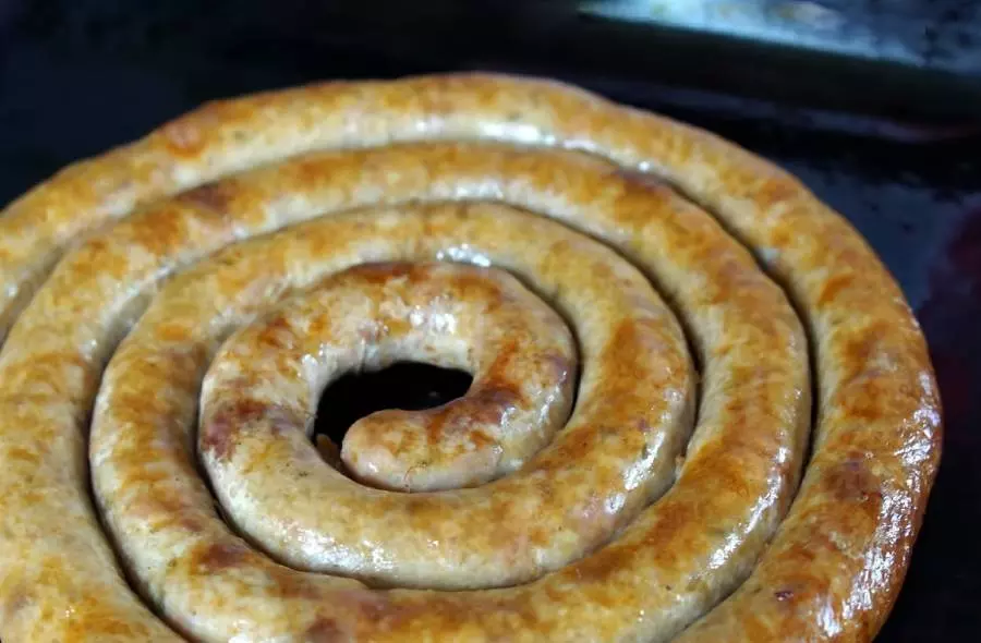 Pechena Kovbasa V Duhovci