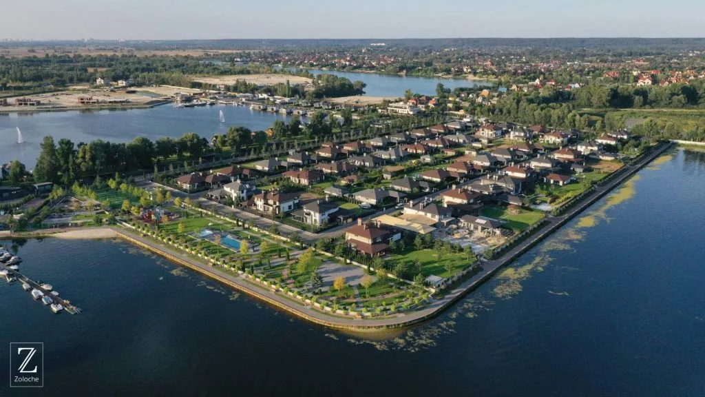 Zoloche S Vysoty Riviera